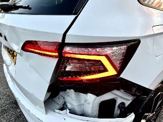 Skoda Karoq 1.5 TSI ACT 150pk 7-Traps aut + F1 Sportline Bus - navi - camera - keyless - virtual - stuurverw - sfeerverl - kuipstoelen picture 102