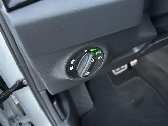 Skoda Karoq 1.5 TSI ACT 150pk 7-Traps aut + F1 Sportline Bus - navi - camera - keyless - virtual - stuurverw - sfeerverl - kuipstoelen picture 52
