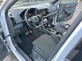 Skoda Karoq 1.5 TSI ACT 150pk 7-Traps aut + F1 Sportline Bus - navi - camera - keyless - virtual - stuurverw - sfeerverl - kuipstoelen picture 24