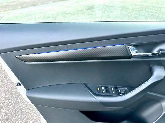 Skoda Karoq 1.5 TSI ACT 150pk 7-Traps aut + F1 Sportline Bus - navi - camera - keyless - virtual - stuurverw - sfeerverl - kuipstoelen picture 54