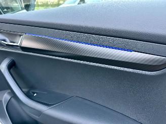 Skoda Karoq 1.5 TSI ACT 150pk 7-Traps aut + F1 Sportline Bus - navi - camera - keyless - virtual - stuurverw - sfeerverl - kuipstoelen picture 64