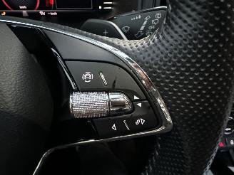 Skoda Karoq 1.5 TSI ACT 150pk 7-Traps aut + F1 Sportline Bus - navi - camera - keyless - virtual - stuurverw - sfeerverl - kuipstoelen picture 42
