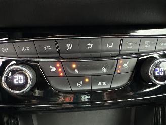Opel Astra sports tourer 1.2T 131pk 6-bak - nap - navi - cam - bose - stoelverw v+a - stuurverw - keyless - front + line assist picture 16