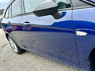 Opel Astra sports tourer 1.2T 131pk 6-bak - nap - navi - cam - bose - stoelverw v+a - stuurverw - keyless - front + line assist picture 105