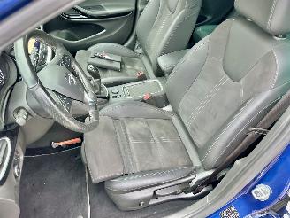 Opel Astra sports tourer 1.2T 131pk 6-bak - nap - navi - cam - bose - stoelverw v+a - stuurverw - keyless - front + line assist picture 22