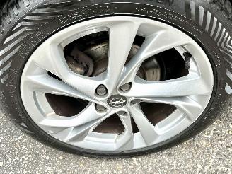 Opel Astra sports tourer 1.2T 131pk 6-bak - nap - navi - cam - bose - stoelverw v+a - stuurverw - keyless - front + line assist picture 85