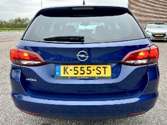 Opel Astra sports tourer 1.2T 131pk 6-bak - nap - navi - cam - bose - stoelverw v+a - stuurverw - keyless - front + line assist picture 6