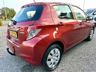 Toyota Yaris 1.3 VVT-i 99pk automaat + f1 Aspiration 5drs - nap - camera - airco - cruise - trekh - 4x goede banden picture 4