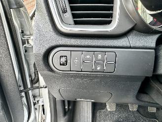 Kia Ceed Sportswagon 1.0 T-GDi 99pk 6-bak - camera - stoel + stuurverw - front + line assist - clima + cruise - apple carplay picture 37