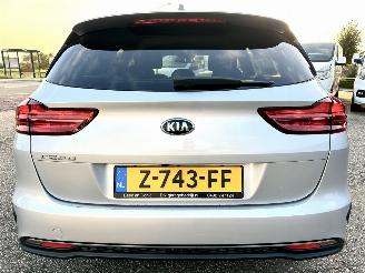 Kia Ceed Sportswagon 1.0 T-GDi 99pk 6-bak - camera - stoel + stuurverw - front + line assist - clima + cruise - apple carplay picture 6