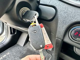 Kia Ceed Sportswagon 1.0 T-GDi 99pk 6-bak - camera - stoel + stuurverw - front + line assist - clima + cruise - apple carplay picture 28