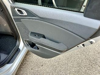 Kia Ceed Sportswagon 1.0 T-GDi 99pk 6-bak - camera - stoel + stuurverw - front + line assist - clima + cruise - apple carplay picture 50