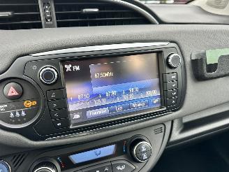 Toyota Yaris 1.5 Hybrid 89pk automaat 5drs - nap - camera - clima - cruise - keyless entry + start - 2e eig - licht + regens picture 52