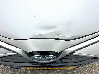 Toyota Yaris 1.5 Hybrid 89pk automaat 5drs - nap - camera - clima - cruise - keyless entry + start - 2e eig - licht + regens picture 95
