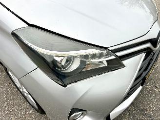 Toyota Yaris 1.5 Hybrid 89pk automaat 5drs - nap - camera - clima - cruise - keyless entry + start - 2e eig - licht + regens picture 93