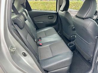 Toyota Yaris 1.5 Hybrid 89pk automaat 5drs - nap - camera - clima - cruise - keyless entry + start - 2e eig - licht + regens picture 65