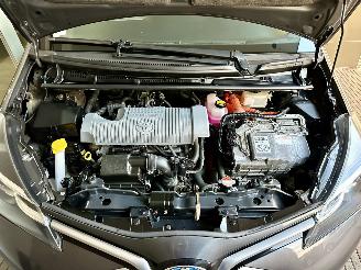 Toyota Yaris 1.5 Hybrid 89pk automaat Aspiration 5drs - 52dkm nap - navi - camera - clima - cruise - facelift - rijdbaar picture 9