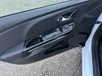 Renault Clio Estate 1.5 dCi 90pk Eco Night&Day - nap - navi - camera - nw distr.riem bij 286dkm - 4x nw michelin picture 55