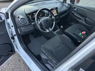 Renault Clio Estate 1.5 dCi 90pk Eco Night&Day - nap - navi - camera - nw distr.riem bij 286dkm - 4x nw michelin picture 21