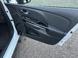 Renault Clio Estate 1.5 dCi 90pk Eco Night&Day - nap - navi - camera - nw distr.riem bij 286dkm - 4x nw michelin picture 59