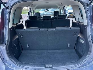 Mazda 5 1.8i 116pk Katano 7-Pers - nap - stoelverw - navi - touchscreen - clima - trekh - regensensor picture 14