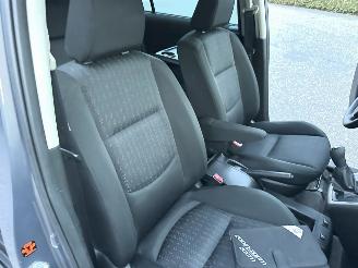 Mazda 5 1.8i 116pk Katano 7-Pers - nap - stoelverw - navi - touchscreen - clima - trekh - regensensor picture 34