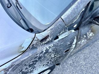 Mazda 5 1.8i 116pk Katano 7-Pers - nap - stoelverw - navi - touchscreen - clima - trekh - regensensor picture 11