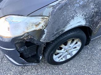 Mazda 5 1.8i 116pk Katano 7-Pers - nap - stoelverw - navi - touchscreen - clima - trekh - regensensor picture 12