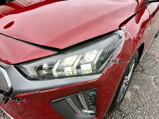 Hyundai Ioniq EV 38kWh aut + f1 Premium - nap - navi - cam - keyless - stoelkoeling - stuurverw - stoelverw v+a - actieradius 311km picture 102