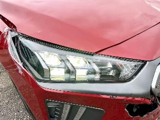 Hyundai Ioniq EV 38kWh aut + f1 Premium - nap - navi - cam - keyless - stoelkoeling - stuurverw - stoelverw v+a - actieradius 311km picture 15