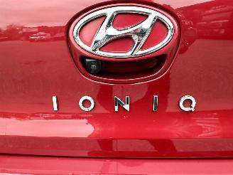 Hyundai Ioniq EV 38kWh aut + f1 Premium - nap - navi - cam - keyless - stoelkoeling - stuurverw - stoelverw v+a - actieradius 311km picture 87
