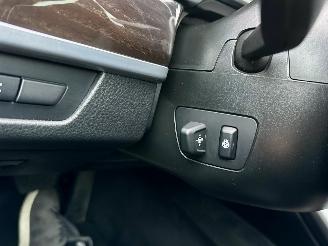 BMW 5-serie 550i 4.4 V8 TwinTurbo 408pk 8-traps aut M-Sport - nap - b&o - schuifdak - massage - softclose - tv schermen - 360cam picture 60