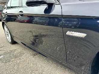 BMW 5-serie 550i 4.4 V8 TwinTurbo 408pk 8-traps aut M-Sport - nap - b&o - schuifdak - massage - softclose - tv schermen - 360cam picture 110