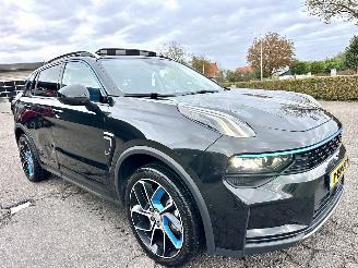 Lynk & Co 01 1.5 Plug-In Hybrid 7-Traps aut - nap - pano - navi - 360cam - stoelverw - 20inch - Infinity - pdc v+a picture 4
