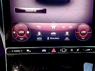 Mercedes C-klasse 200 Launch Ed.AMG 218pk 9-traps aut + f1 - nap - navi - cam - front + line + side + park assist picture 42