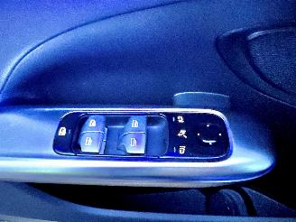 Mercedes C-klasse 200 Launch Ed.AMG 218pk 9-traps aut + f1 - nap - navi - cam - front + line + side + park assist picture 34