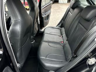 Volkswagen Up! 1.0 BMT 60pk Move up 5drs - 94dkm nap - clima - cruise - leer - stoelverw - city safety system picture 45