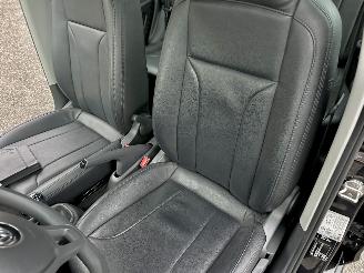Volkswagen Up! 1.0 BMT 60pk Move up 5drs - 94dkm nap - clima - cruise - leer - stoelverw - city safety system picture 35