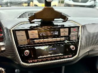 Volkswagen Up! 1.0 BMT 60pk Move up 5drs - 94dkm nap - clima - cruise - leer - stoelverw - city safety system picture 21