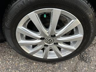 Volkswagen Up! 1.0 BMT 60pk Move up 5drs - 94dkm nap - clima - cruise - leer - stoelverw - city safety system picture 73