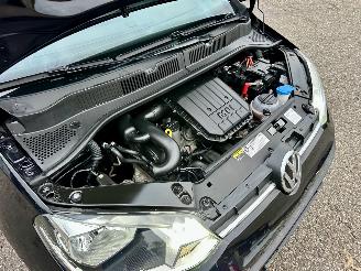 Volkswagen Up! 1.0 BMT 60pk Move up 5drs - 94dkm nap - clima - cruise - leer - stoelverw - city safety system picture 56