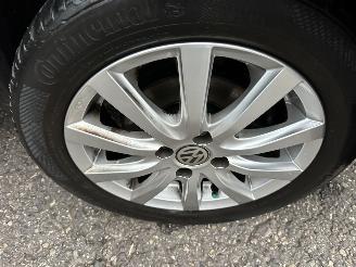 Volkswagen Up! 1.0 BMT 60pk Move up 5drs - 94dkm nap - clima - cruise - leer - stoelverw - city safety system picture 77