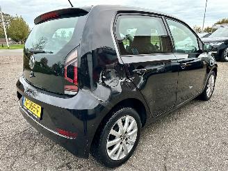 Volkswagen Up! 1.0 BMT 60pk Move up 5drs - 94dkm nap - clima - cruise - leer - stoelverw - city safety system picture 5