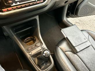 Volkswagen Up! 1.0 BMT 60pk Move up 5drs - 94dkm nap - clima - cruise - leer - stoelverw - city safety system picture 30