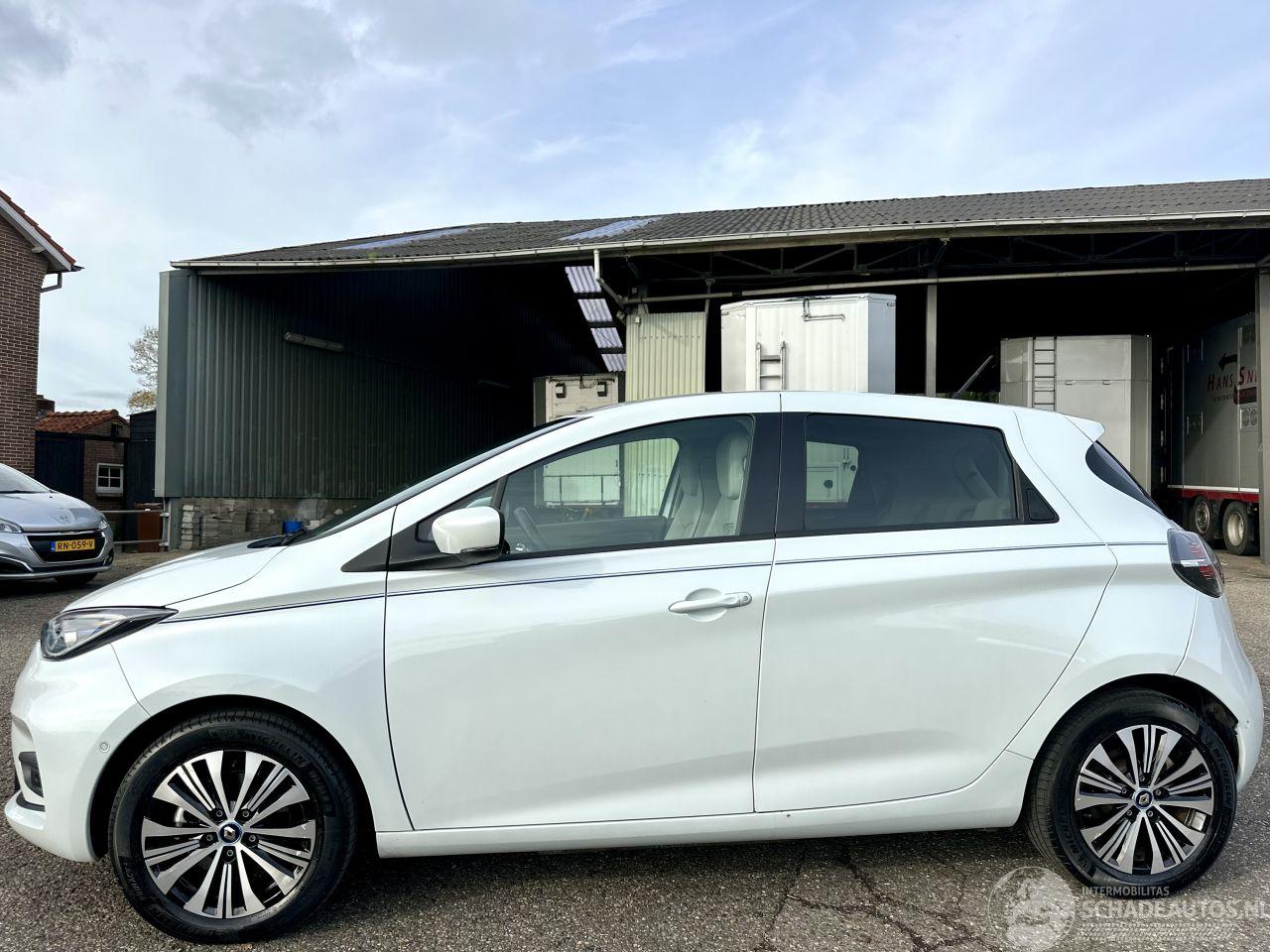 Renault Zoé R135 52kWh aut S.Limitee Riviera - 12dkm - leer - nav - cam - keyless - incl batterij - stuurverw - stoelverw