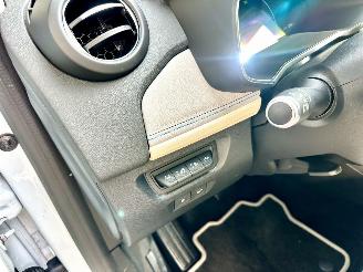 Renault Zoé R135 52kWh aut S.Limitee Riviera - 12dkm - leer - nav - cam - keyless - incl batterij - stuurverw - stoelverw picture 56