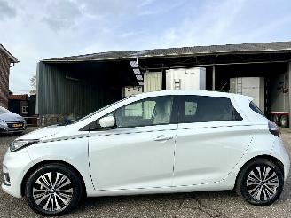 Coche accidentado Renault Zoé R135 52kWh aut S.Limitee Riviera - 12dkm - leer - nav - cam - keyless - incl batterij - Included battery 2020/12