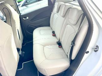 Renault Zoé R135 52kWh aut S.Limitee Riviera - 12dkm - leer - nav - cam - keyless - incl batterij - stuurverw - stoelverw picture 42