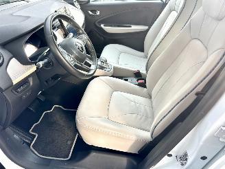 Renault Zoé R135 52kWh aut S.Limitee Riviera - 12dkm - leer - nav - cam - keyless - incl batterij - stuurverw - stoelverw picture 40