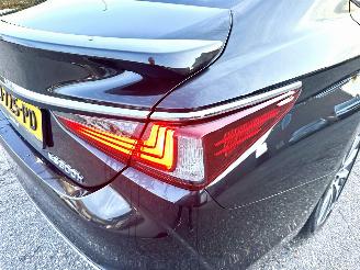 Lexus ES 300H Hybrid 243pk aut + f1 Luxury Line - schuifdak - nap - front + line + side assist - stoelverw + koeling picture 103